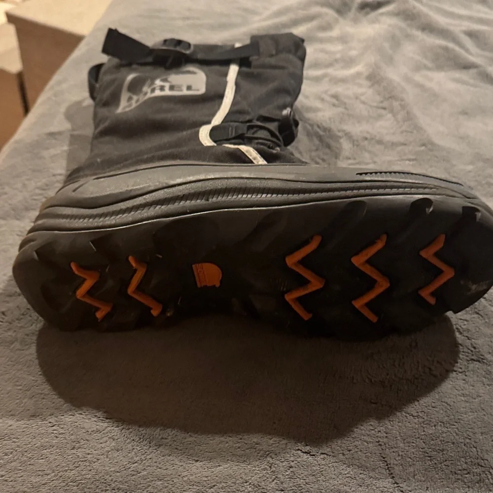 Sorel Adult Black Snow Boots